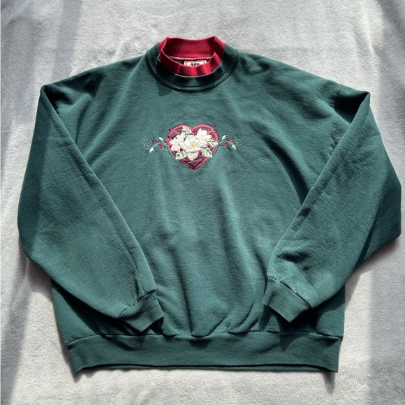 Vintage Oversized Holiday Embroidered Pull Over Crew Neck - Picture 1 of 6